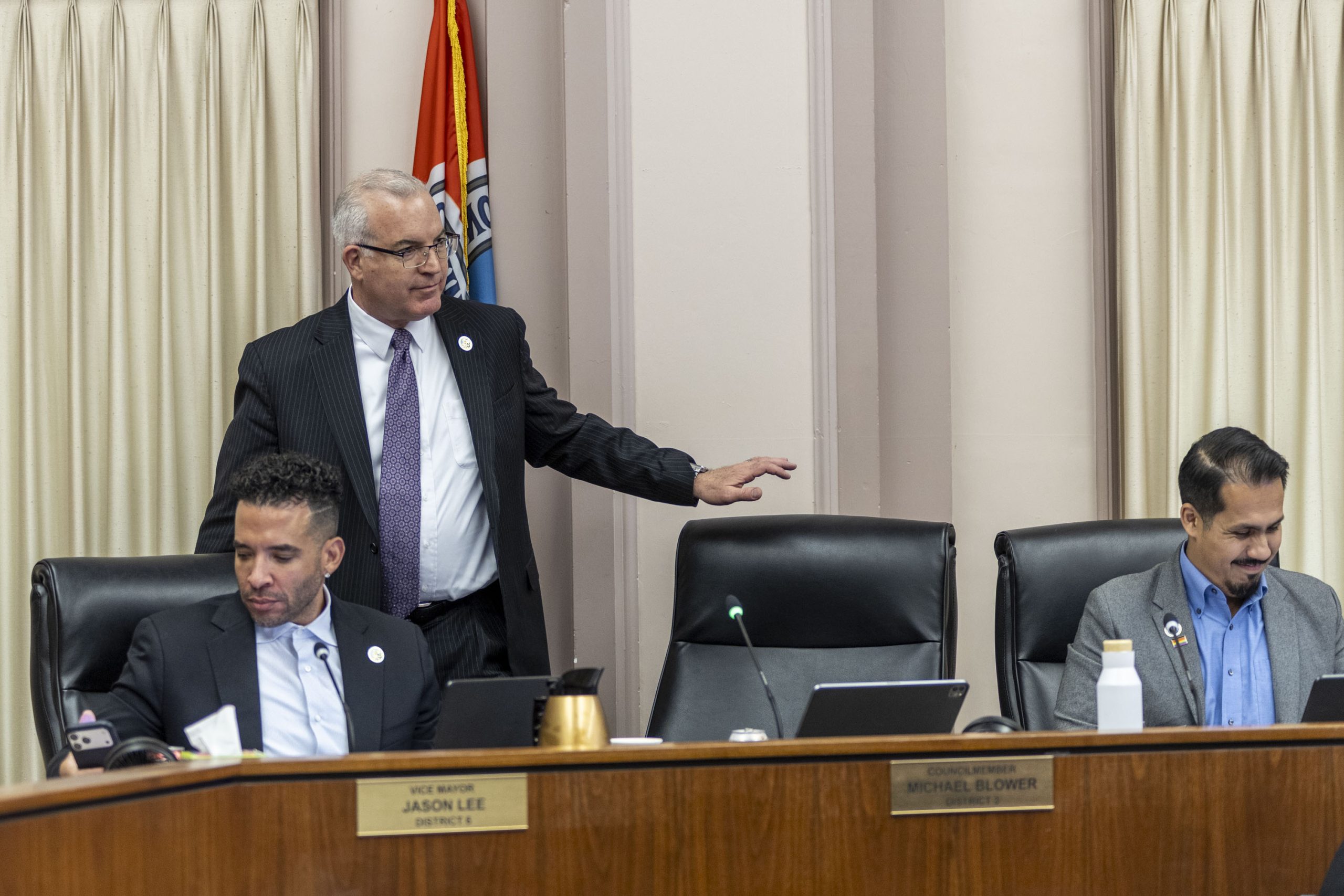 Transparency rules for political consultants should be mandatory, Stockton council committee says - Stocktonia News